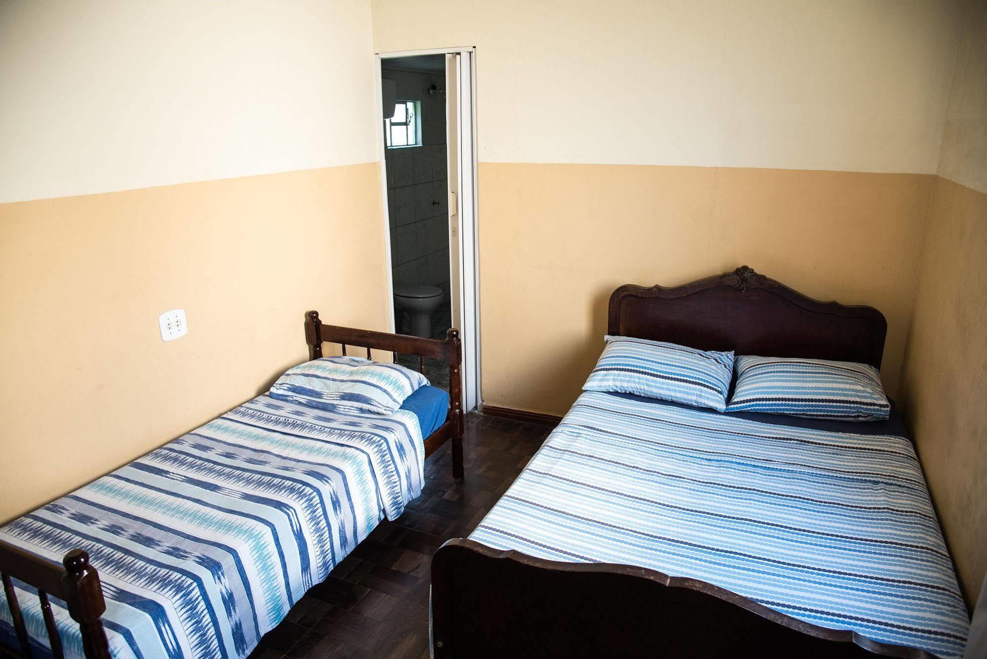 Hotel Pinheirinho Куритиба Екстериор снимка