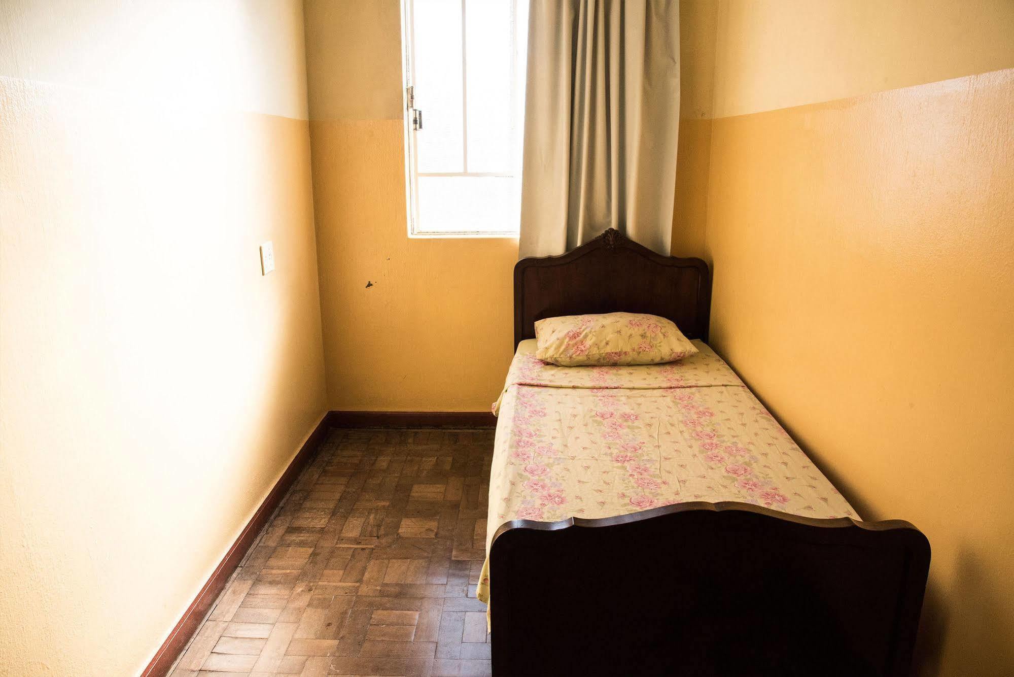 Hotel Pinheirinho Куритиба Екстериор снимка